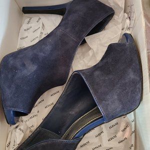 Alfani Luseeblue Blueberry suede heels
